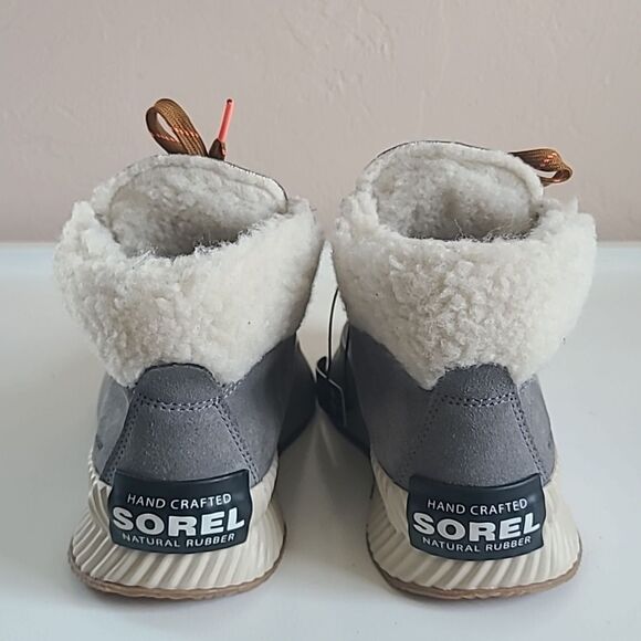 SOREL OUT N ABOUT III CONQUEST WATERPROOF BOOTS FAUX SHEARLING CUFF Gray Size 6 - Picture 5 of 16